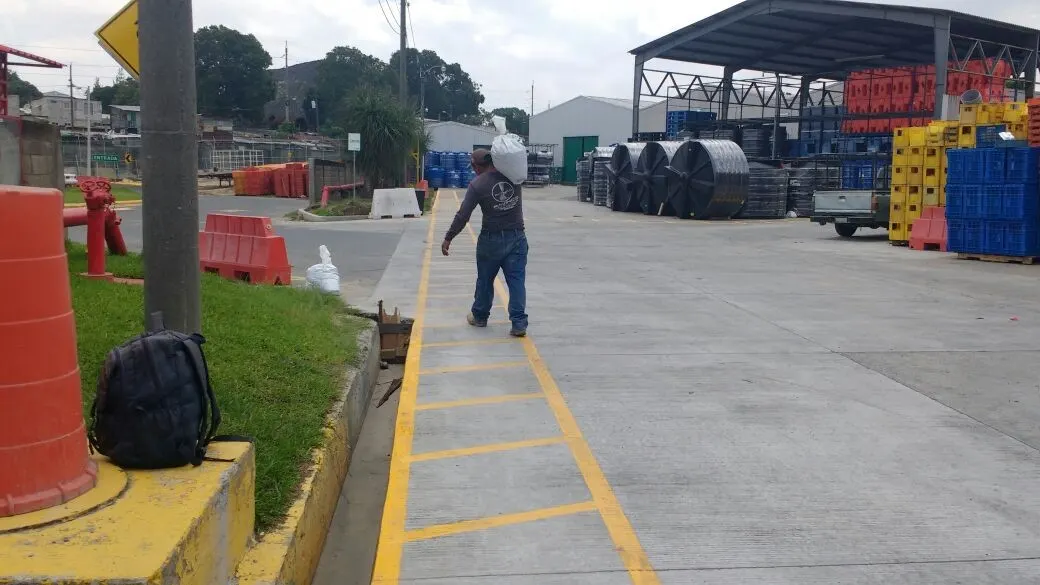 Inyectores de Plástico, zona 12, Guatemala